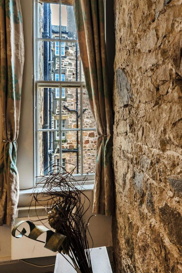 Unique 2 Bedroom Castle Suite Apartment - Near Edinburgh Castle & Royal Mile Exterior foto